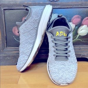 APL x Soulcycle Women’s 9